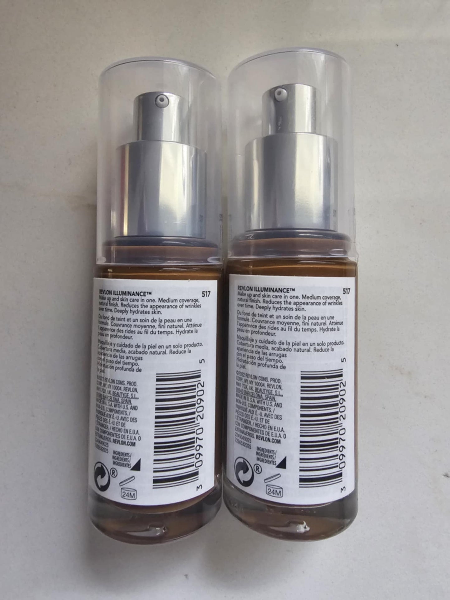 Skin Caring Foundation 2 pcs