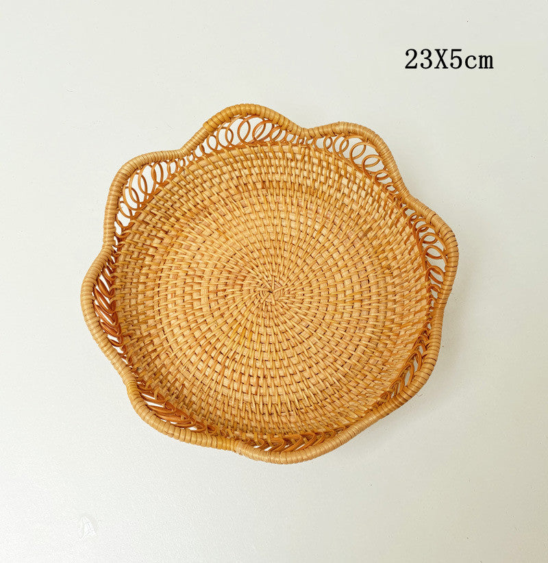 Hand-Woven Rattan Fruit Plate Fruit Bowl Rattan Art Scalloped Basket
