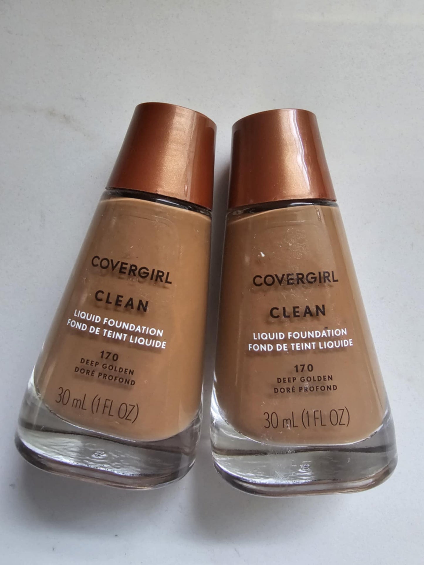 Clean Liquid Foundation in Deep Golden 2pcs