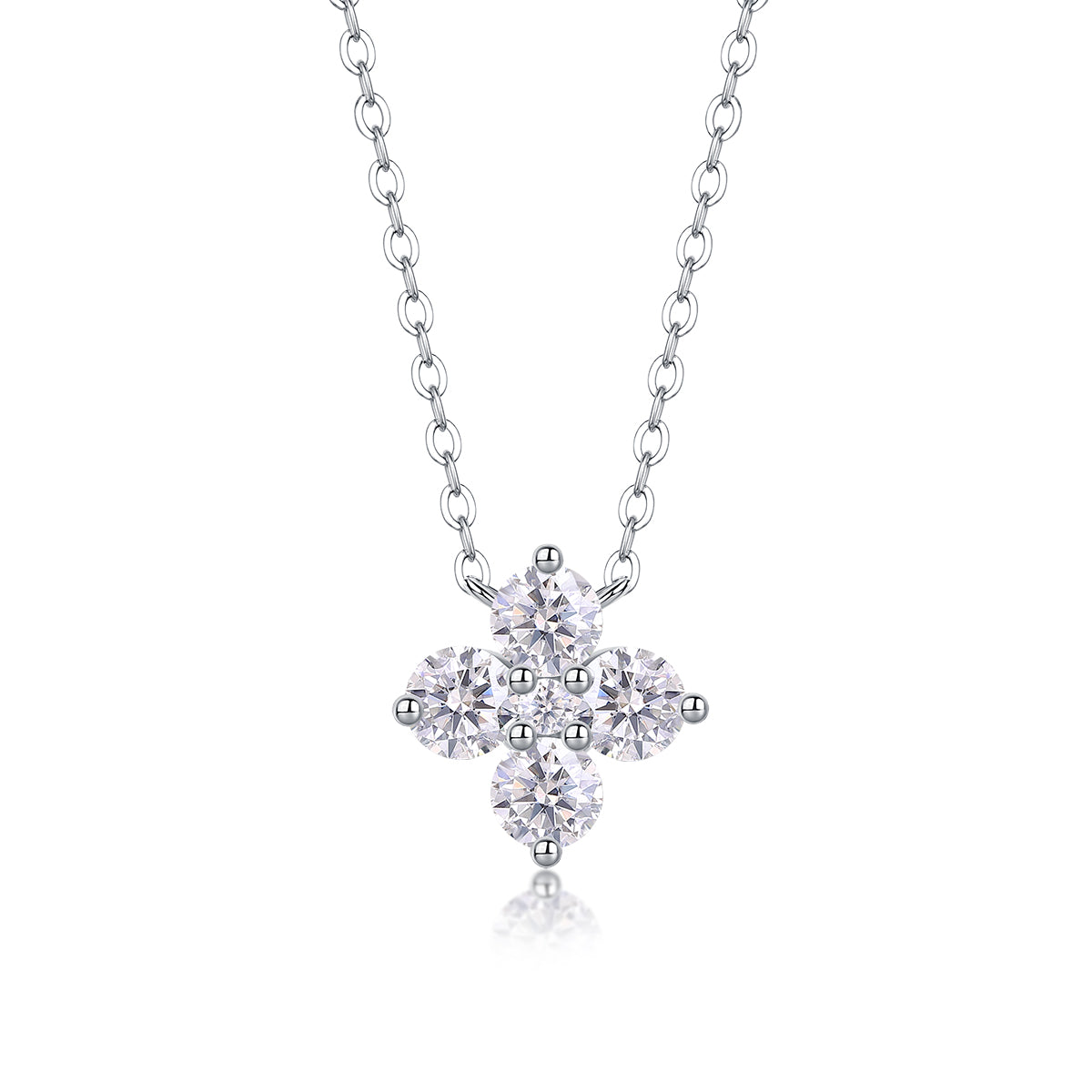 Lucky Four-leaf Clover - A Fashionable And Luxurious Diamond Jewelry Pendant Set With Moissanite S925 Sterling Silver And Platinum Plating