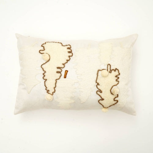 Polyester Pillow With Embroidery Work