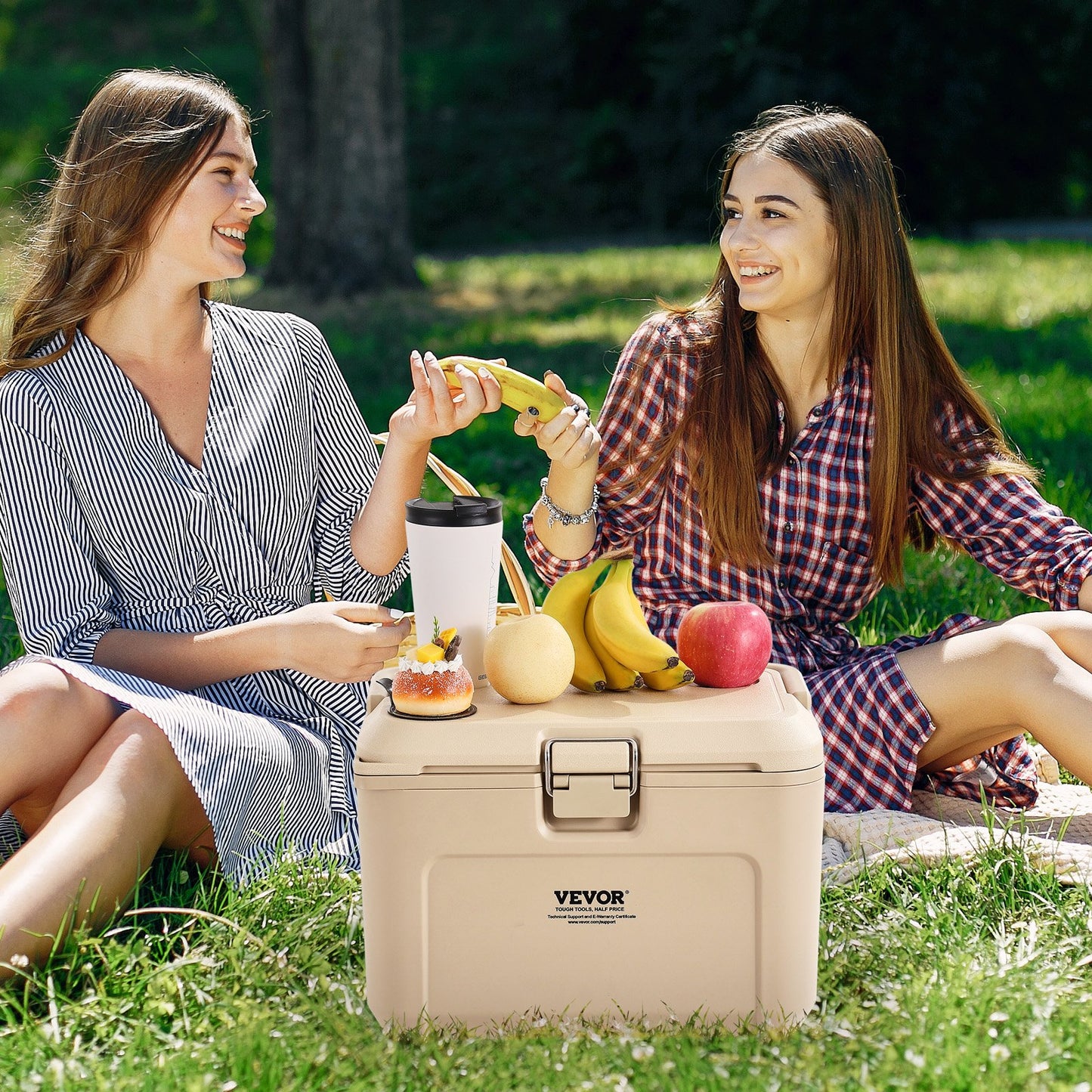 Portable Cooler 16.5 QT Insulated Hard Cooler 23 Can Capacity With Cup Holder