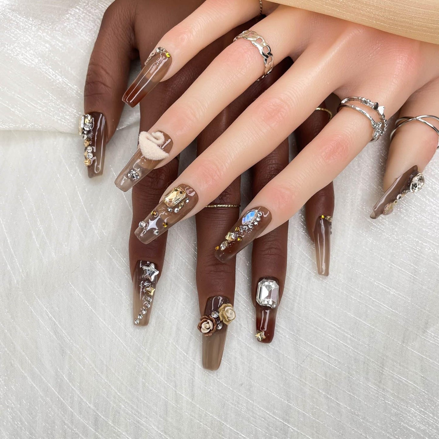 GGDDSHA Press On Nails Short, No Fade Out Fake NailsSeamless Fit Soft Gel Glue On Nails Charms For WomenHandmade Nail Art Manicure Gradient,Hazel Serenade