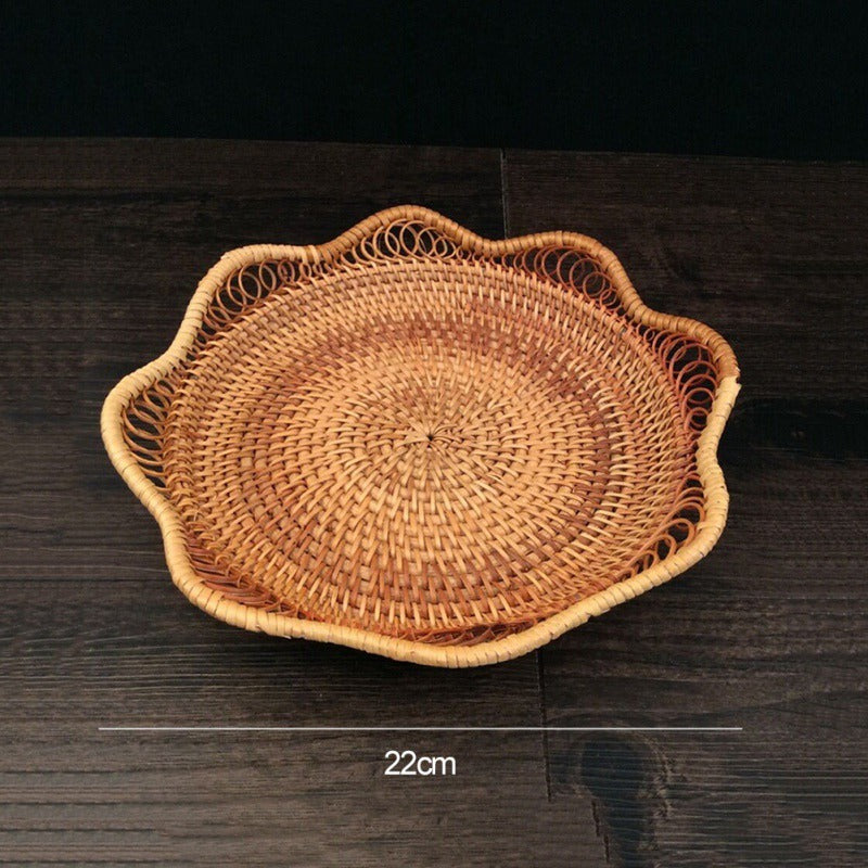 Hand-Woven Rattan Fruit Plate Fruit Bowl Rattan Art Scalloped Basket