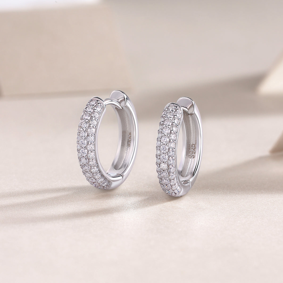 1Corner Star Diamond Set Moissanite Silver Earrings Luxury Fashion Diamond Earrings Stud Earrings Prohibit TikTok sales