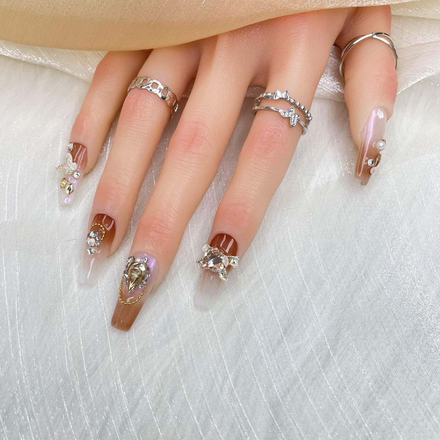 GGDDSHA Handmade Press On Nails, Luxury & Custom FakeNails 3D Handmade Reusable UV Finished False Nails, HandPainted Nail,Ivory Filigree