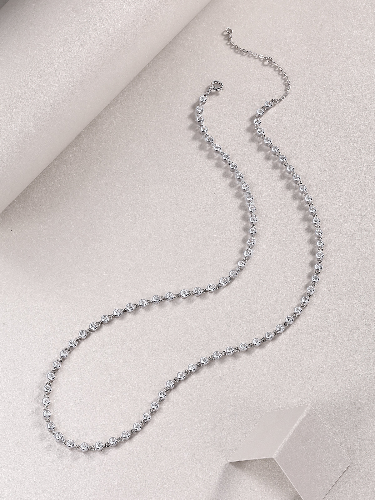 Heart-to-heart - A Fashionable And Luxurious Diamond Jewelry Pendant Set With Moissanite S925 Sterling Silver And Platinum Plating