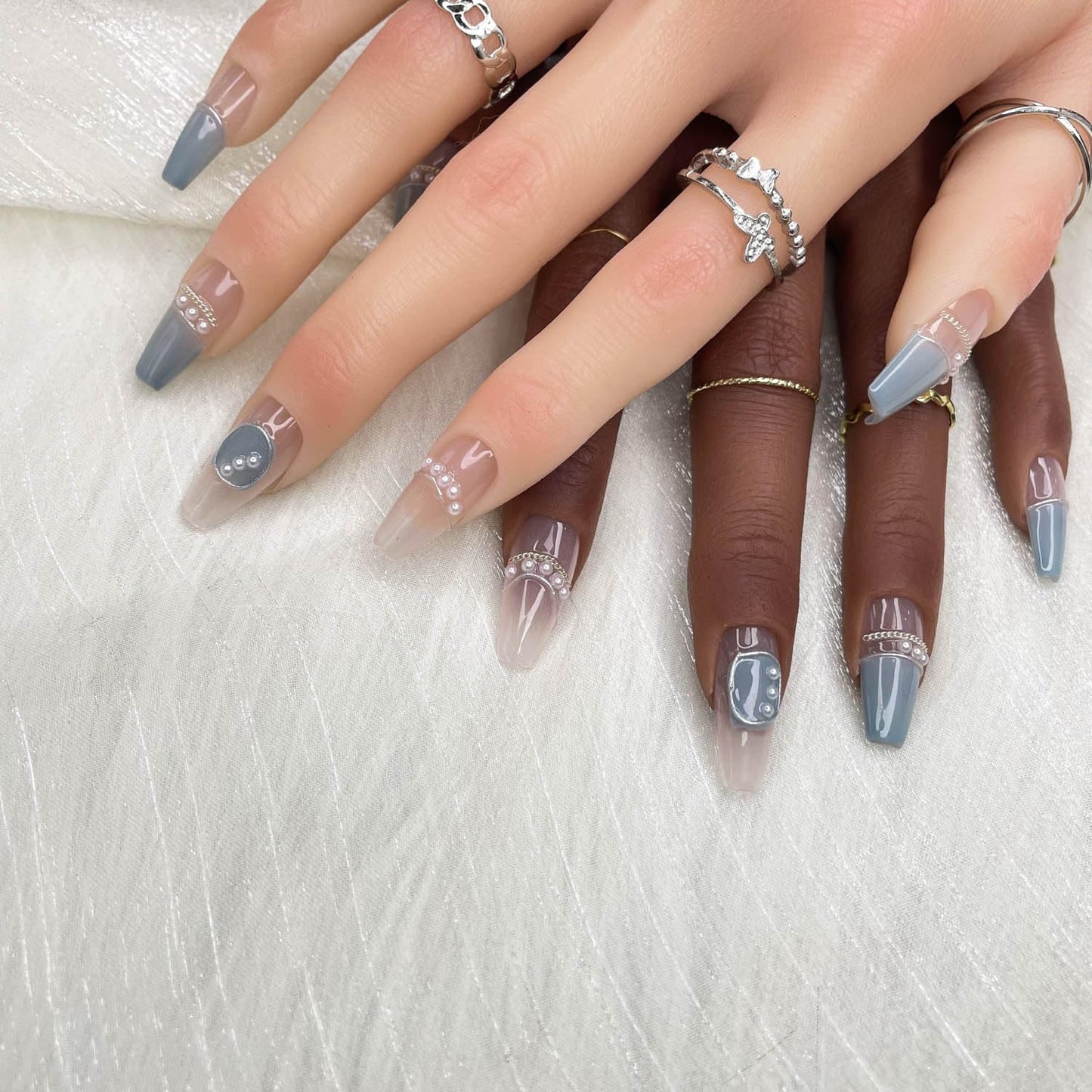 GGDDSHA Press On Nails Short, No Fade Out Fake NailsSeamless Fit Soft Gel Glue On Nails Charms For WomenHandmade Nail Art Manicure Gradient,AzureEssence