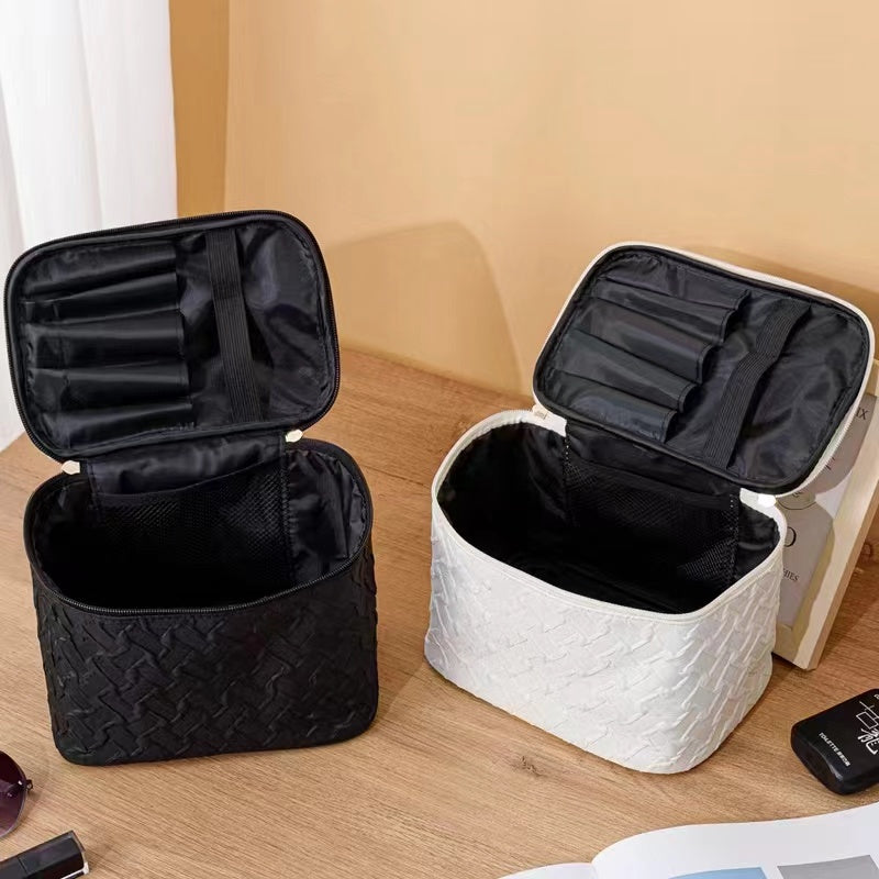 White Premium Large CapacityPortable Travel Makeup Bag, Multi-functionalCosmetic Organizer, Stain-resistant, HandheldSquare Bag