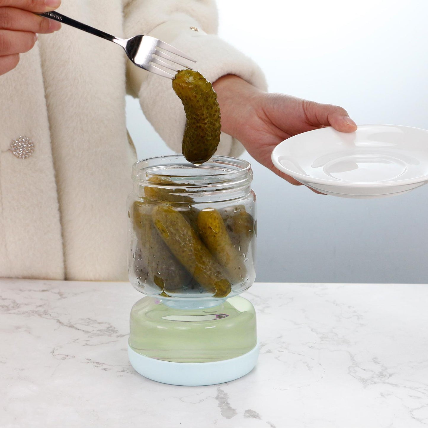 Kitchen Glass Food Storage Bottles and Strainer