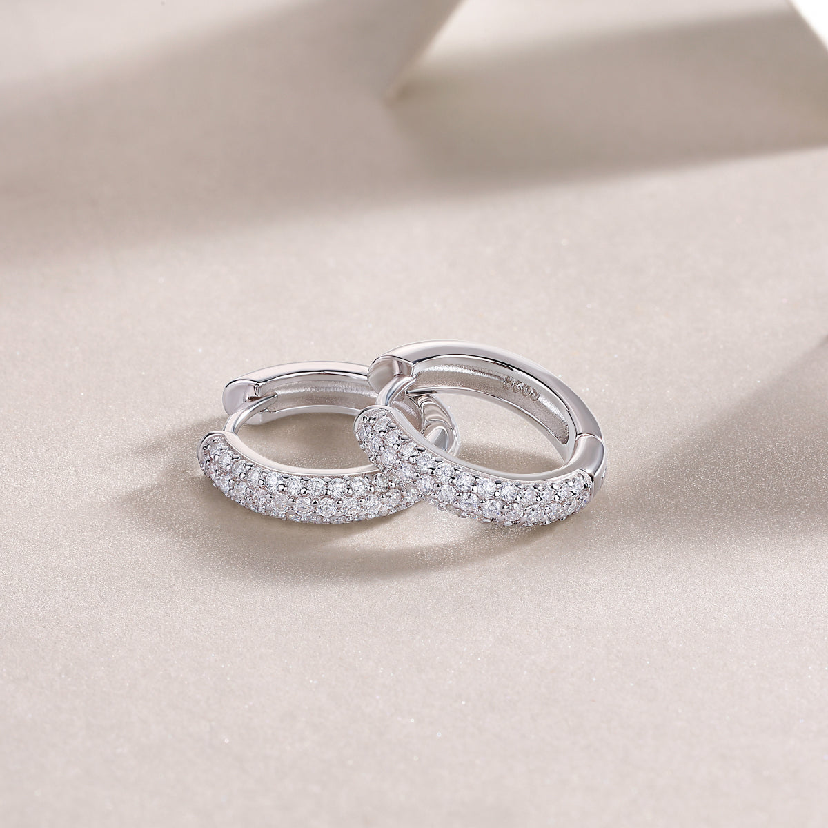 1Corner Star Diamond Set Moissanite Silver Earrings Luxury Fashion Diamond Earrings Stud Earrings Prohibit TikTok sales