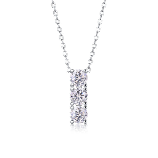 Round - A Fashionable And Luxurious Diamond Jewelry Pendant Set With 0.5-carat Moissan Diamonds, S925 Sterling Silver And Platinum Plating