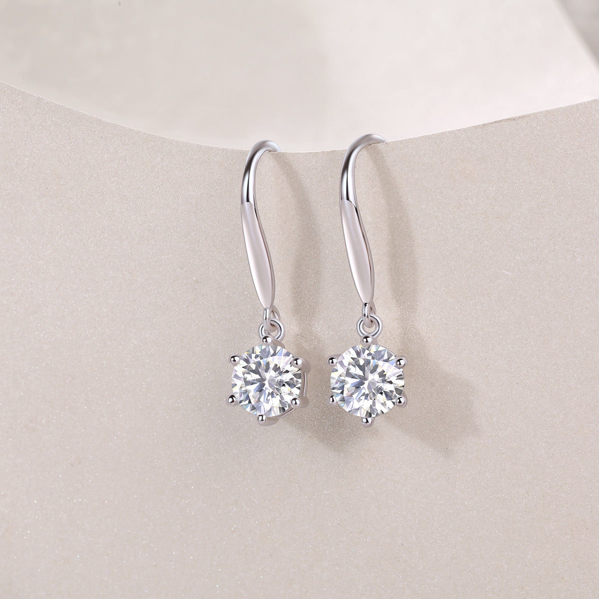 1Jumping Wind Inlaid Moissanite Silver Earrings Luxury Fashion Diamond Earrings Prohibit TikTok sales