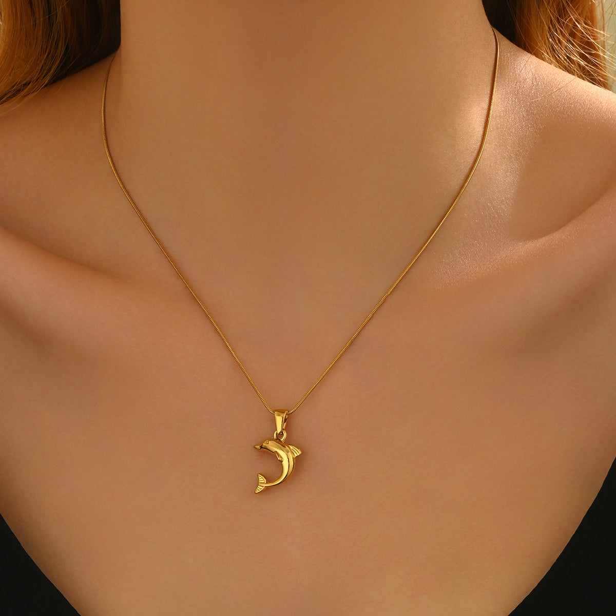 Lxalry 18K Gold P lated Stainless Steel Dolphin Heart Necklace & Earrings Set - Elegant Gift Jewelry, Waterproof & Hypoallergenic, Ideal For Birthday, Anniversary, Valentine's Day & Daily Wear