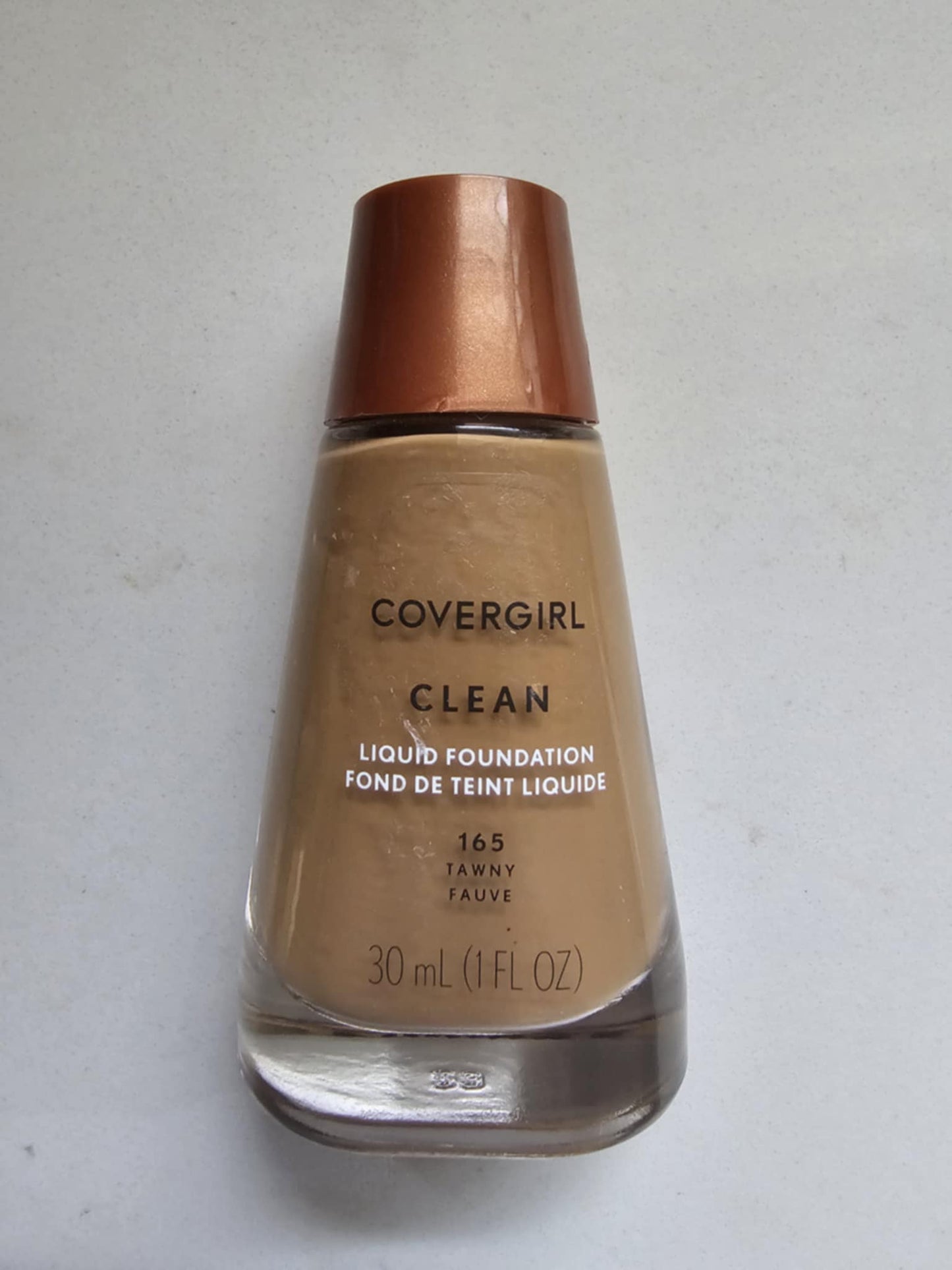 Clean Liquid Foundation in Deep Golden